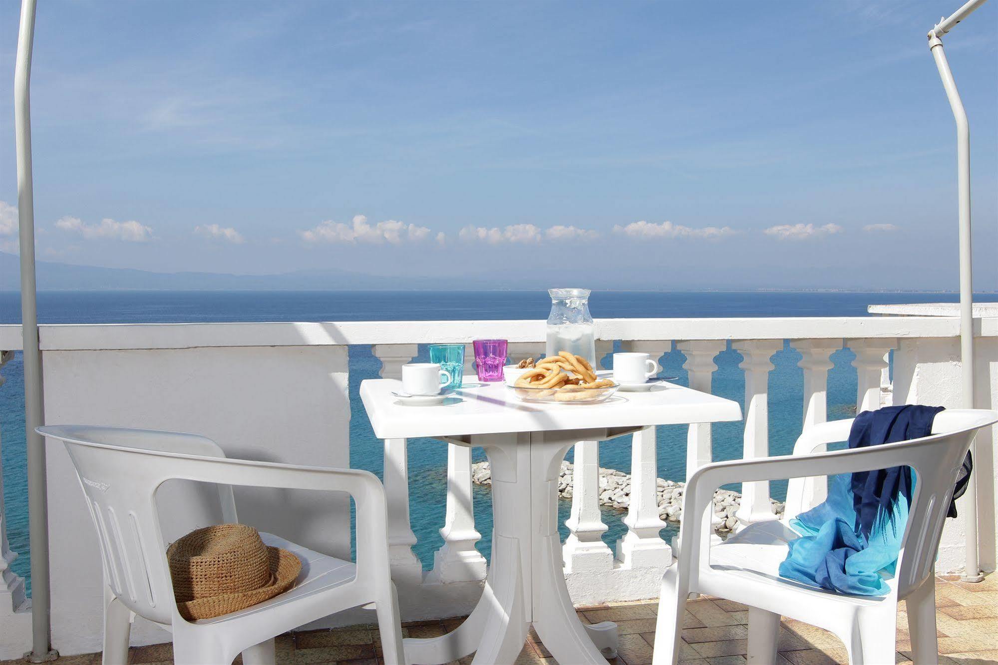 Apollon Apartments Акрогиали Экстерьер фото