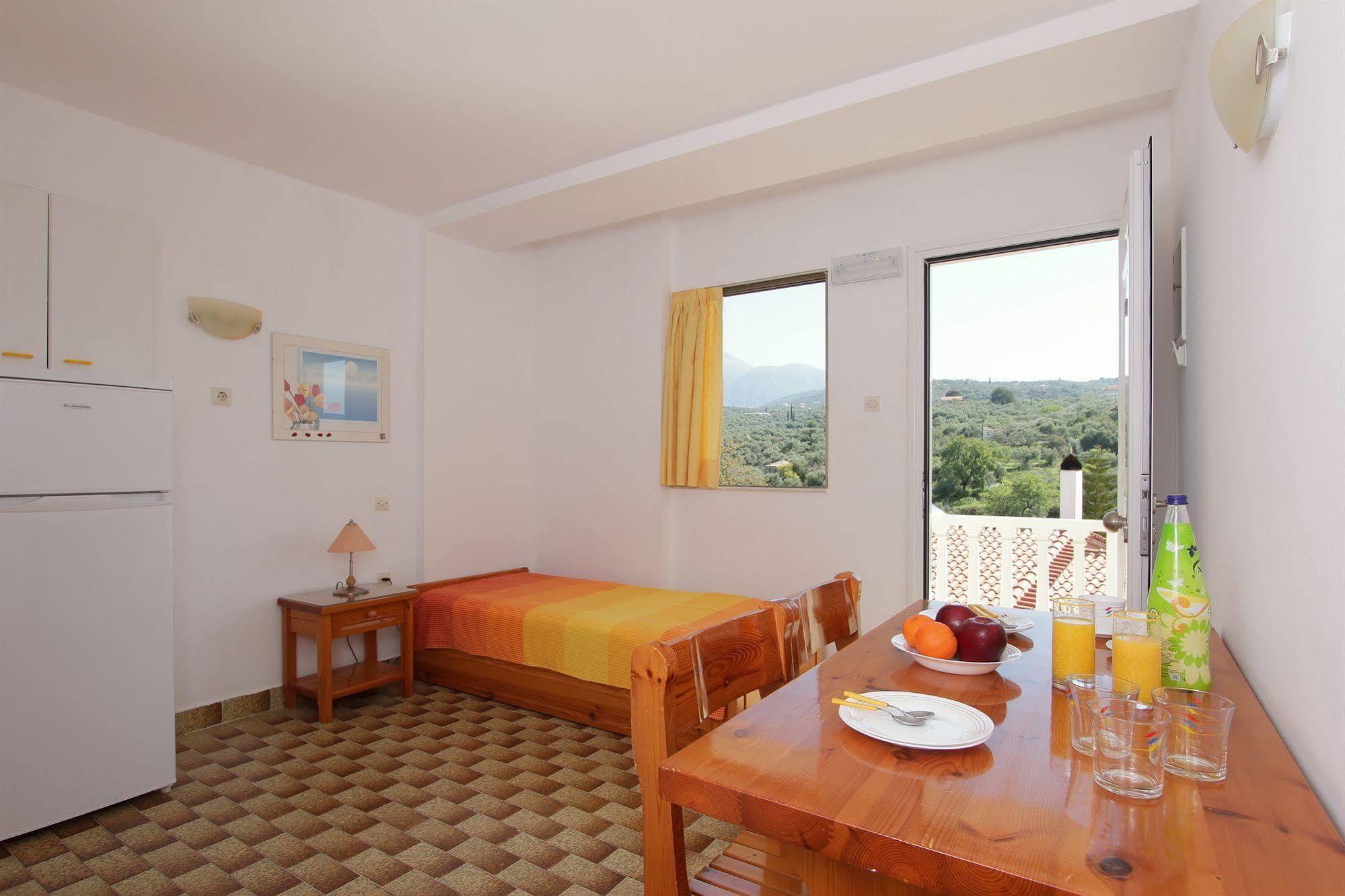 Apollon Apartments Акрогиали Экстерьер фото
